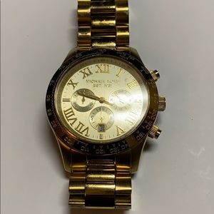 Michael Kors MK8214